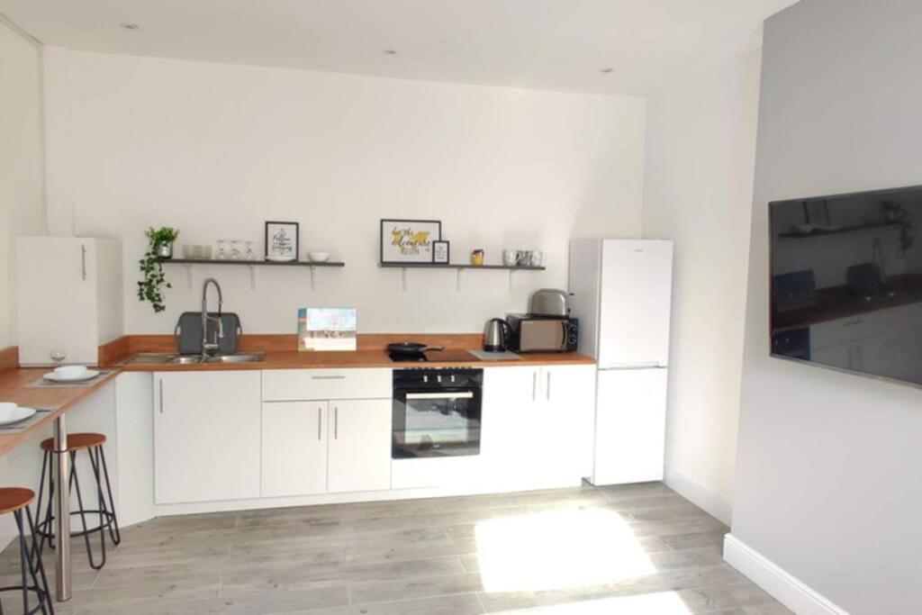 Brand New Designer Apartments In Liverpool - Newsham Park L6 Exterior photo